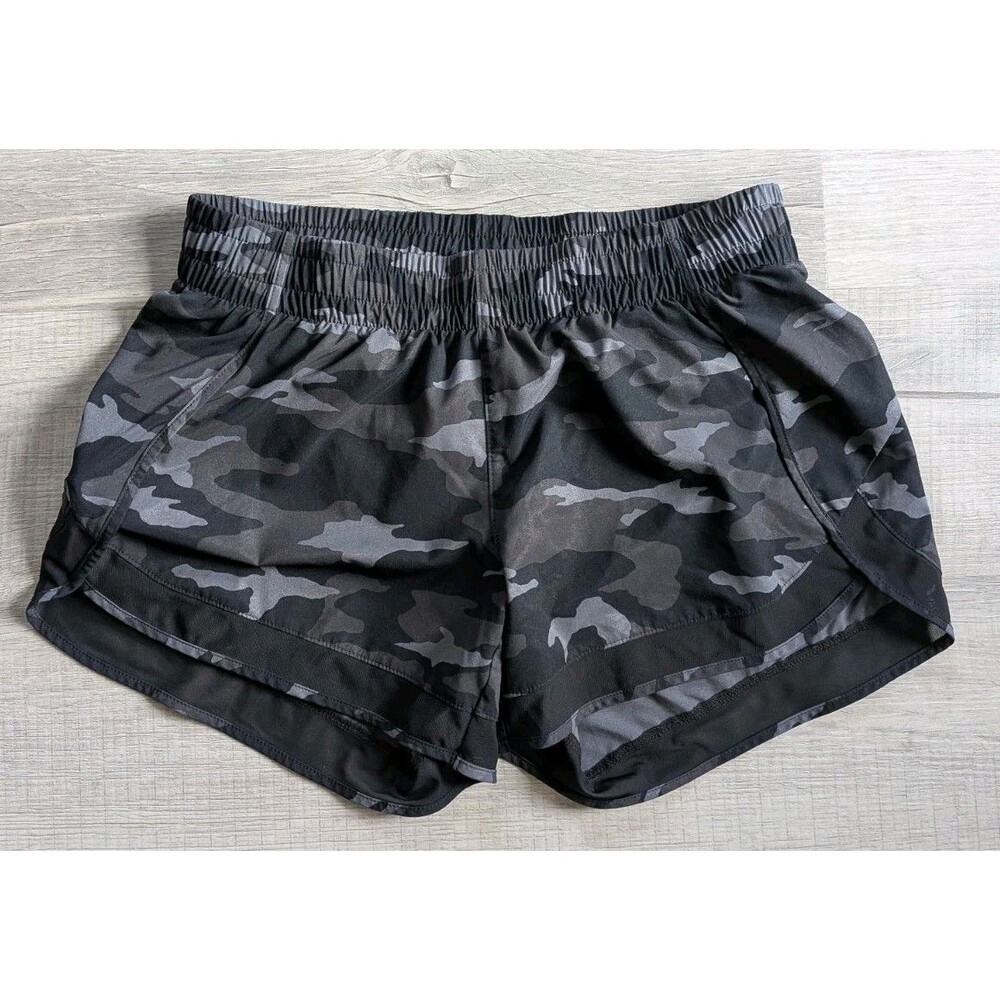 Athleta Printed Mesh Racer Run Shorts 4" Athletic Running Size Small Black Camo